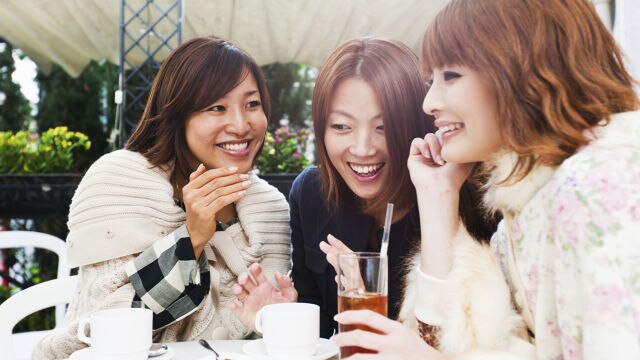 amigas sorrindo